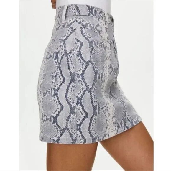 NWT Wilfred Free Kelsey Snakeskin Print Denim Mini Pencil Skirt Grey Bone Size 8 - Picture 3 of 10